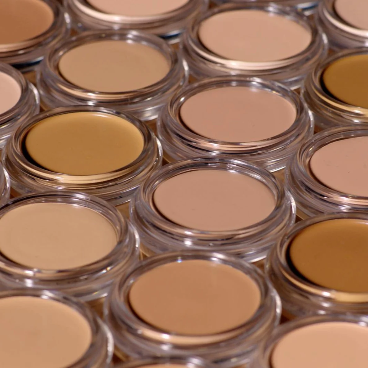 Max Factor - image 1